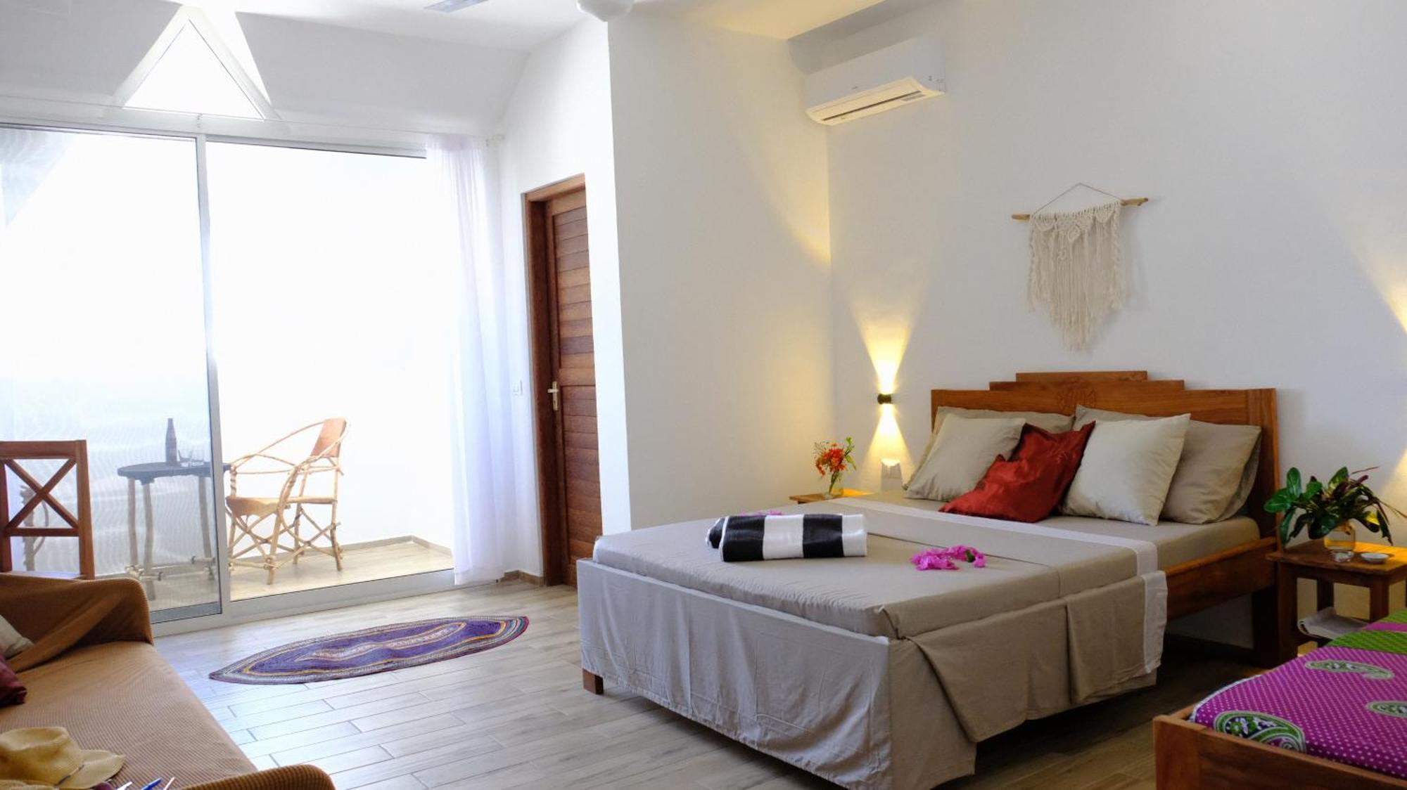 Kobe House Bed & Breakfast Jambiani  Bagian luar foto