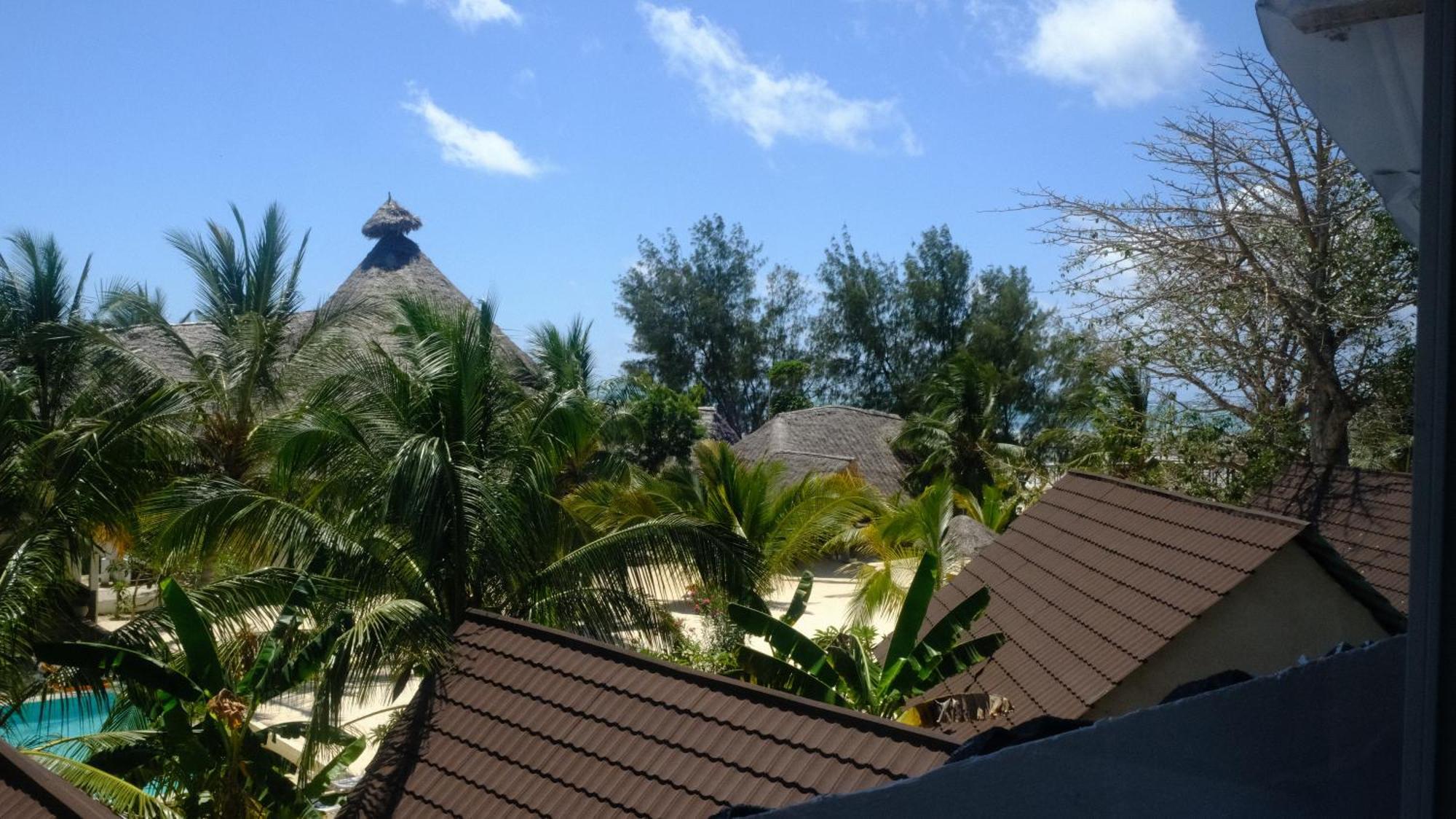 Kobe House Bed & Breakfast Jambiani  Ruang foto